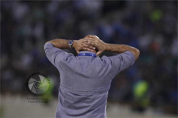 ورزشی ، فوتبال ، لیگ برتر ایران ، دوره هفدهم ، 13 مرداد 1396 ، استقلال تهران 0 استقلال خوزستان 0 ،   علیرضا منصوریان