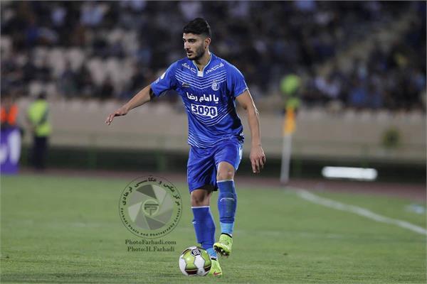 ورزشی ، فوتبال ، لیگ برتر ایران ، دوره هفدهم ، 13 مرداد 1396 ، استقلال تهران 0 استقلال خوزستان 0 ،   میلاد زکی پور