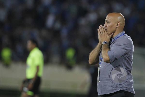 ورزشی ، فوتبال ، لیگ برتر ایران ، دوره هفدهم ، 13 مرداد 1396 ، استقلال تهران 0 استقلال خوزستان 0 ،   علیرضا منصوریان