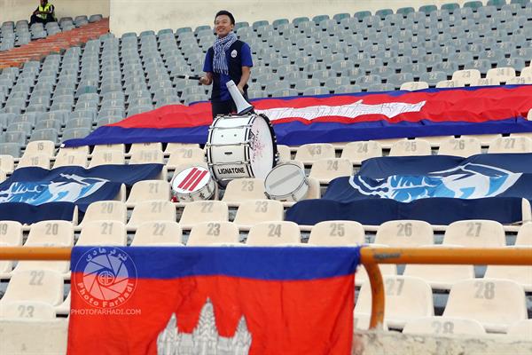ورزشی ، فوتبال ، مقدماتی جام جهانی قطر 2022 ، 18 مهر 1398 ، ایران 14 کامبوج 0 ،   تنها هوادار تیم کامبوج