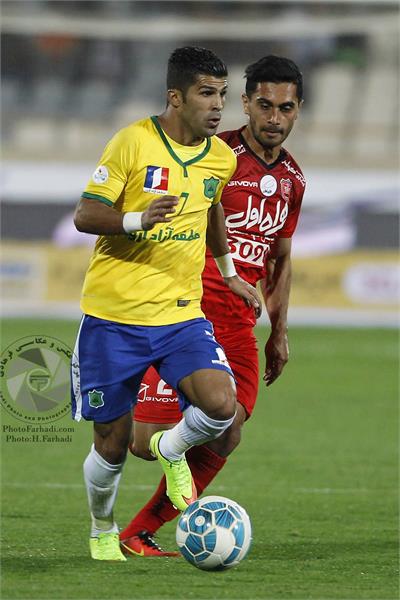 ورزشی ، فوتبال ، لیگ برتر ایران ، دوره شانزدهم ، پرسپولیس 1 صنعت نفت آبادان 0 ، 7 مهر 1395  ،  محمد رضا پور محمد ابوذر