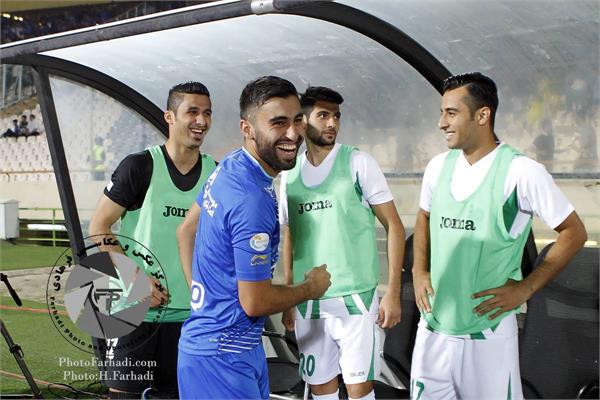 ورزشی ، فوتبال ، لیگ برتر ایران ، دوره شانزدهم ، هفته هفتم ، استقلال 2 ذوب آهن 1 ، 30 شهریور 1395 ،   کاوه رضایی