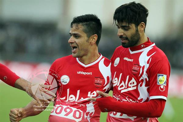 ورزشی ، فوتبال ، لیگ برتر فوتبال ایران ، دوره پانزدهم ، 21 فروردین 1395 ، ملوان 1 پرسپولیس 2 ،   طارمی و کامیابی نیا  ، عکاس : حسن فرهادی بختاجردی