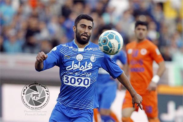 ورزشی ، فوتبال ، لیگ برتر فوتبال ایران ، دوره شانزدهم ، هفته نهم ، استقلال 2 سایپا 0 ، 30 مهر 1395 ،   کاوه رضایی