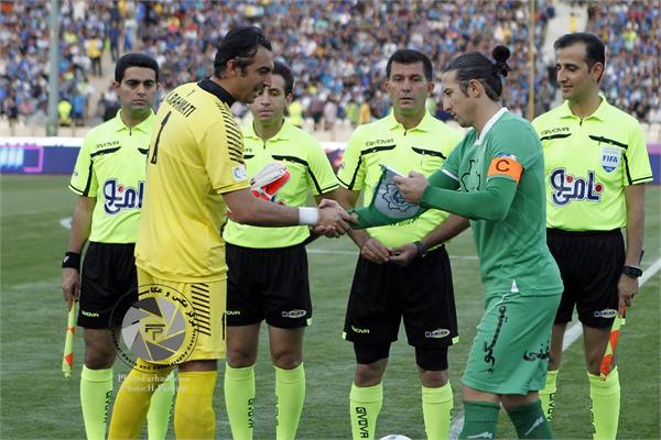 ورزشی ، فوتبال ، لیگ برتر ایران ، دوره شانزدهم ، هفته پنجم ، 21 شهریور 1395 ، استقلال 1 ماشین سازی 1 ،   تیموریان ، رحمتی و حق وردی  ، عکاس : حسن فرهادی بختاجردی