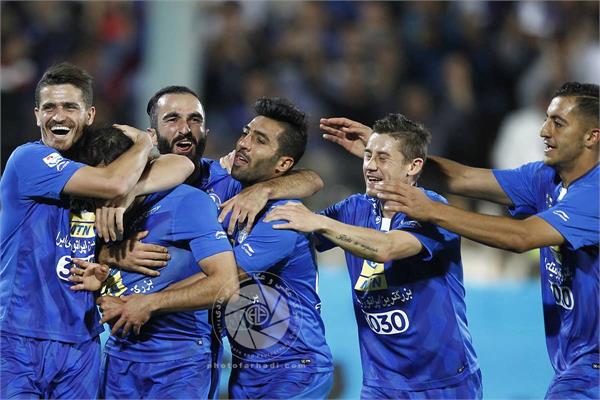 ورزشی ، فوتبال ، لیگ برتر ایران ، استقلال 2 نفت 0 ، 9 آبان 1396 ،   شادی گل ( جابر انصاری ، وریا غفوری ، جباروف و فرشید اسماعیلی ، داریوش شجاعیان و سید مجید حسینی)