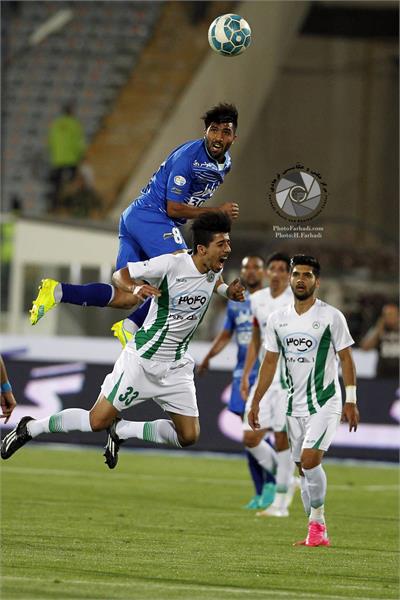 ورزشی ، فوتبال ، لیگ برتر ایران ، دوره شانزدهم ، هفته هفتم ، استقلال 2 ذوب آهن 1 ، 30 شهریور 1395 ،   فرشید اسماعیلی