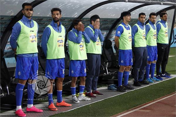 ورزشی ، فوتبال ، لیگ برتر ایران ، استقلال 2 نفت 0 ، 9 آبان 1396 ،   نیکمت استقلال