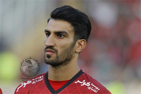 ورزشی ، فوتبال ، لیگ برتر ایران ، دوره شانزدهم ، پرسپولیس 1 صنعت نفت آبادان 0 ، 7 مهر 1395  ،  13