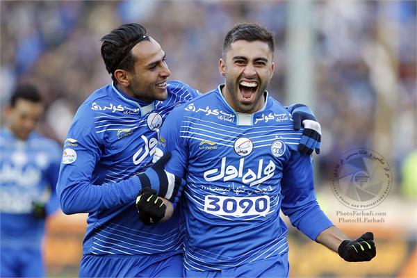 ورزشی ، فوتبال ، لیگ برتر ایران ، دوره شانزدهم ، استقلال 1 تراکتور سازی 2 ، 19 آذر 1395 ،   کاوه رضایی و یعقوب کریمی