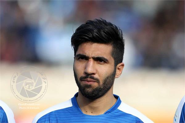 ورزشی ، فوتبال ،   لیگ برتر فوتبال ایران ، دوره پانزدهم ، 30 بهمن 1394 ، استقلال 2 گسترش فولاد 1 ،   فرشید اسماعیلی ،   عکاس : حسن فرهادی بختاجردی