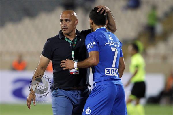 ورزشی ، فوتبال ، لیگ برتر ایران ، دوره شانزدهم ، هفته هفتم ، استقلال 2 ذوب آهن 1 ، 30 شهریور 1395 ،   بختیار رحمانی و منصوریان