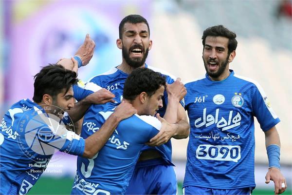 ورزشی ، فوتبال ، لیگ برتر فوتبال ایران ، دوره پانزدهم ، 14 اسفند  1394 ، راه آهن 0 استقلال 1 ،  خرسند نیا ، چشمی ، حاج محمدی و انصاری   ، عکاس : حسن فرهادی بختاجردی