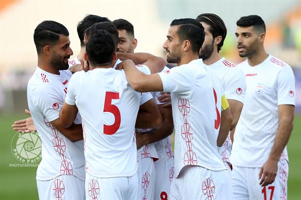 ورزشی ، فوتبال ، مقدماتی جام جهانی قطر 2022 ، 18 مهر 1398 ، ایران 14 کامبوج 0 ،   شادی گل احمد نوراللهی و رامین رضاییان و مرتضی پورعلی گنجی و حسین کنعانی زادگان