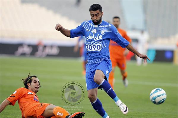ورزشی ، فوتبال ، لیگ برتر فوتبال ایران ، دوره شانزدهم ، هفته نهم ، استقلال 2 سایپا 0 ، 30 مهر 1395 ،   کاوه رضایی