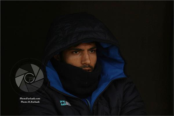 ورزشی ، فوتبال ، عکاس : حسن فرهادی بختاجردی ، لیگ برتر فوتبال ایران ، دوره سیزدهم ، 29  آذر  1392 ،  صبا 1  استقلال 2 ، امیر حسین صادقی